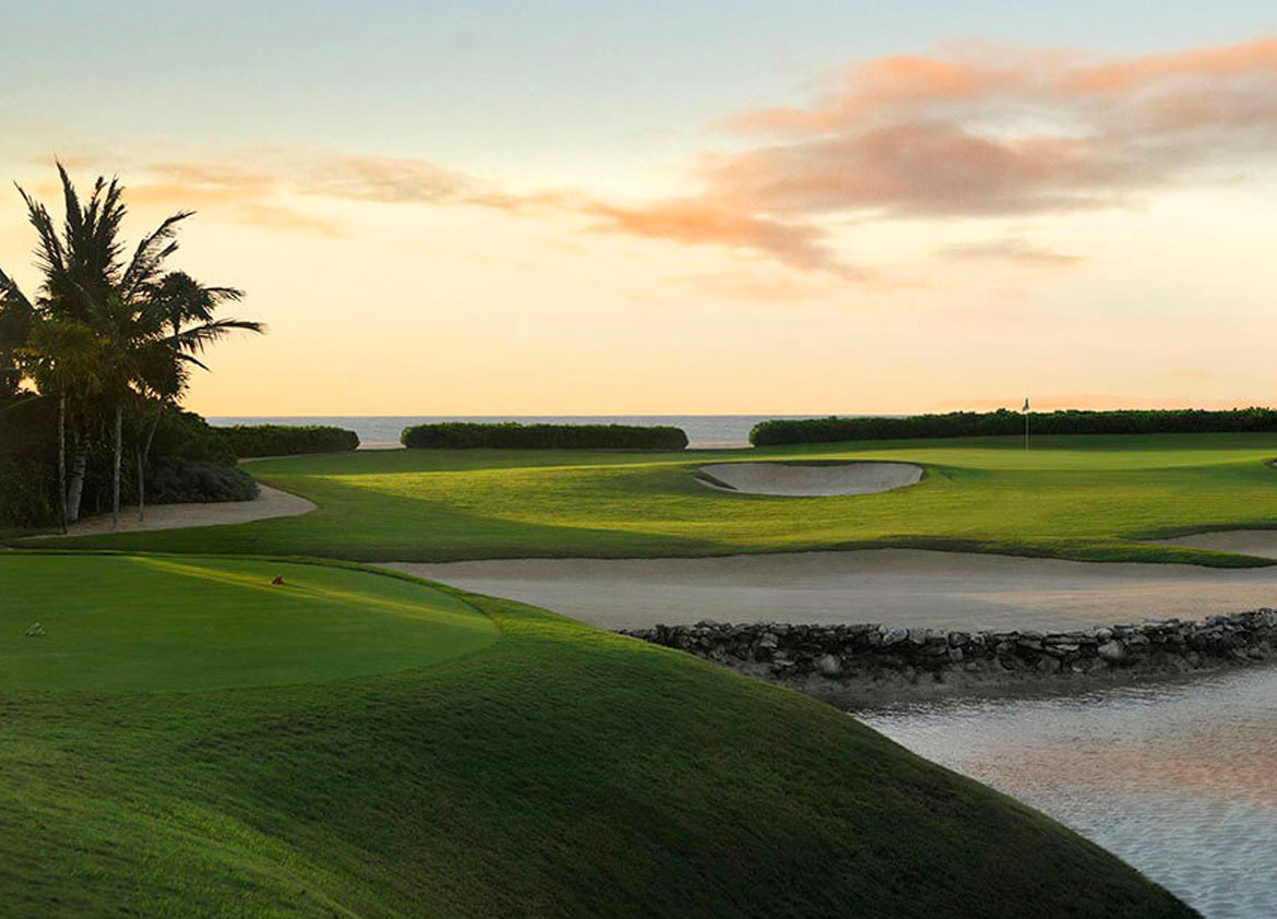 El Camaleon Golf Course Attractions in Playa del Carmen Golf field